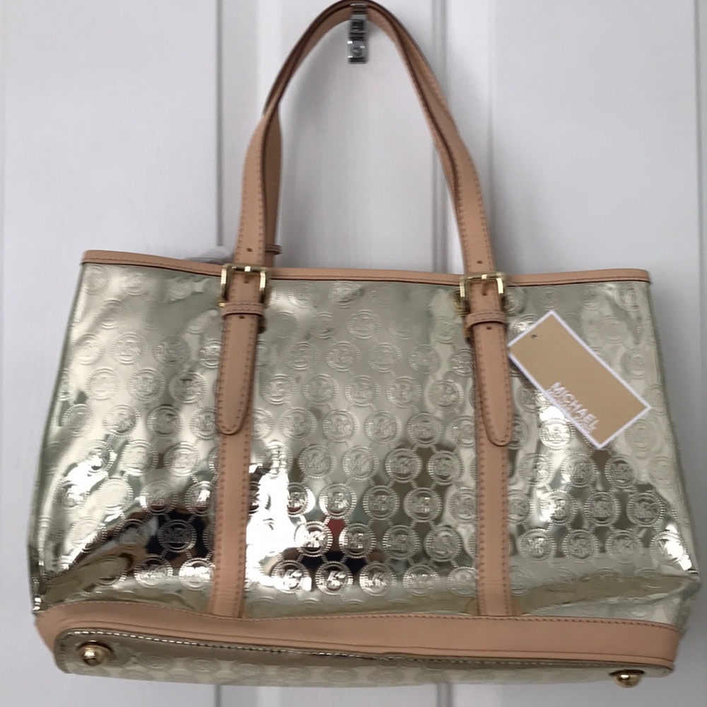 GORGEOUS MICHAEL KORS GOLD TOTE BAG